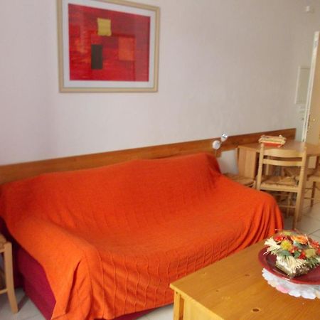 Studios Castellane Bagian luar foto